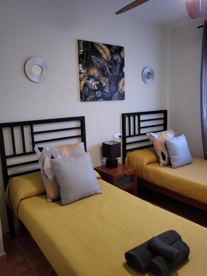 ¡Bajo Precioso Con Salida Directa A La Piscina Comunitaria En Paraiso De Vera! 外观 照片