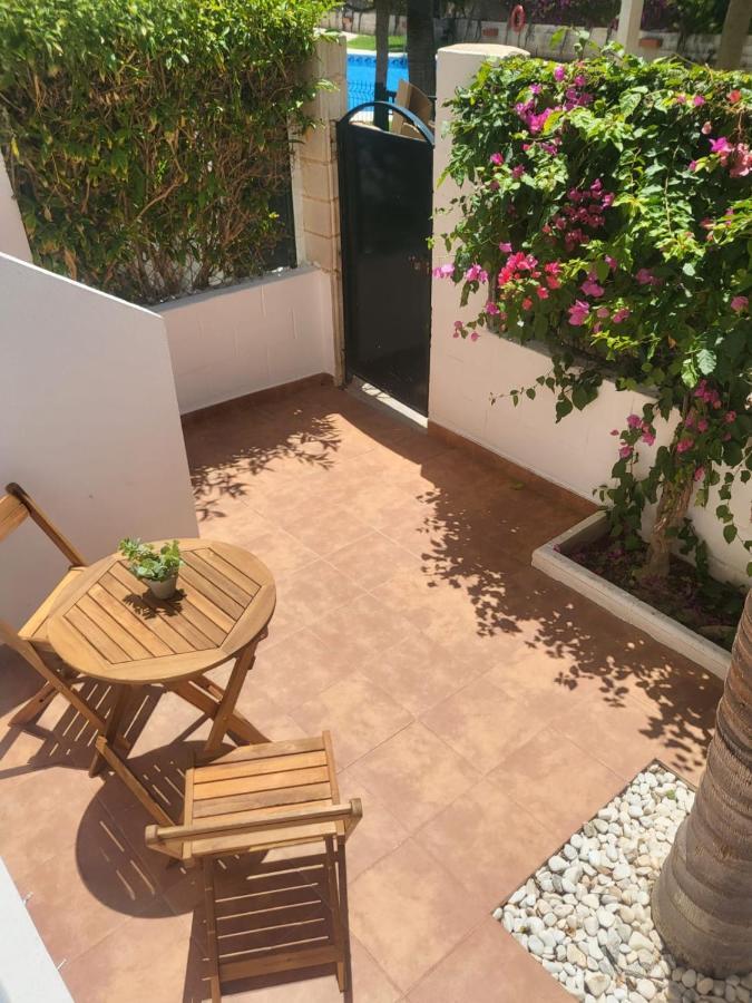 ¡Bajo Precioso Con Salida Directa A La Piscina Comunitaria En Paraiso De Vera! 外观 照片