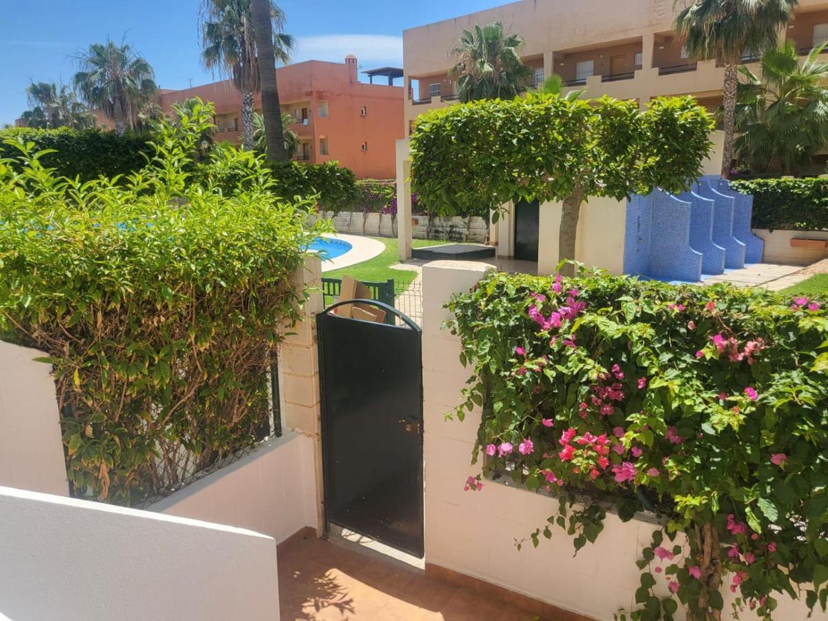 ¡Bajo Precioso Con Salida Directa A La Piscina Comunitaria En Paraiso De Vera! 外观 照片