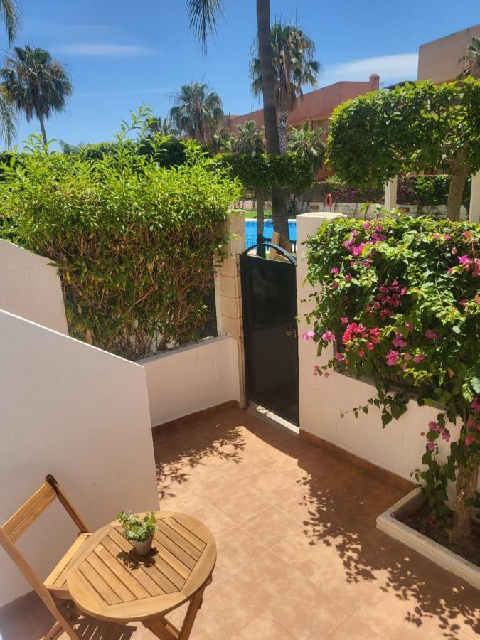 ¡Bajo Precioso Con Salida Directa A La Piscina Comunitaria En Paraiso De Vera! 外观 照片